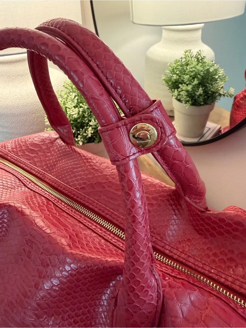 Lulu Dharma pink vegan snake weekend bag  - Luxe Textured Finish